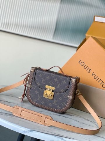 TÚI ĐEO CHÉO NỮ L V MONTSOURIS TRUNK PHOM RƯƠNG MINI