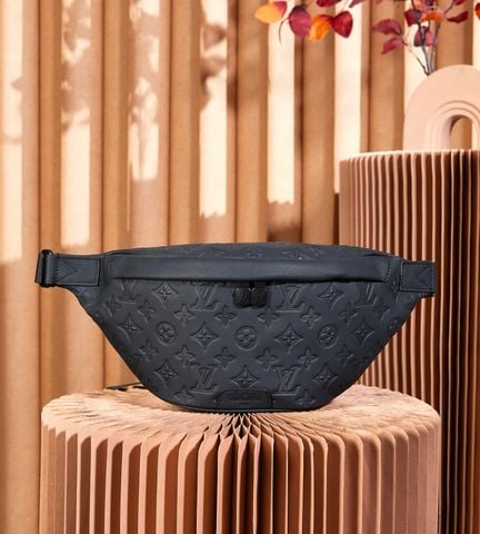 Túi nam L*V Monogram Shadow Discovery