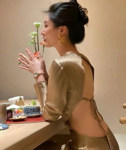 Nhân bản từ KHUYÊN TAI NỮ L V LOUISE PEARLS – LV CIRCLE VIỀN NGỌC TRAI