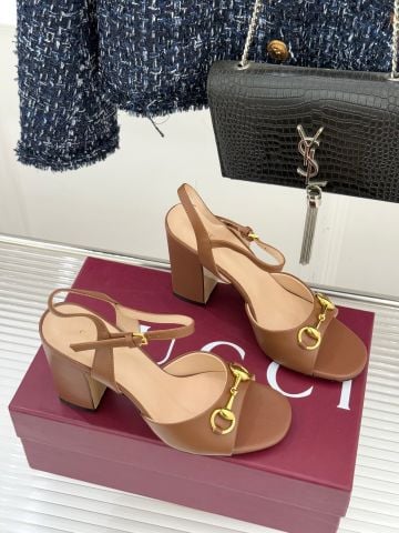 SANDAL CAO GÓT NỮ GC* MŨI CÁ TÍNH – KHÓA MÃ YÊN ÁNH KIM – CAO 9CM