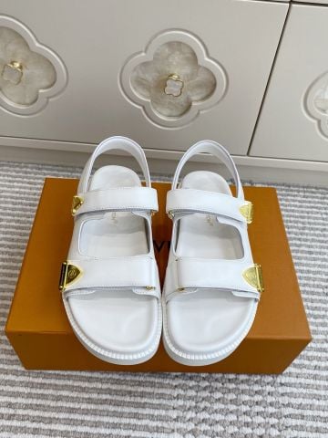 SANDAL NỮ L V SUNSET COMFORT QUAI DÁN BẢN LỚN ĐẾ PLATFORM ÊM CHÂN CHI TIẾT KIM LOẠI GÓC RƯƠNG