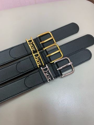 THẮT LƯNG NỮ D R D-DREAM DA BÊ TRƠN MỊN BẢN 25MM – MẶT LOGO KIM LOẠI PHONG CÁCH VINTAGE