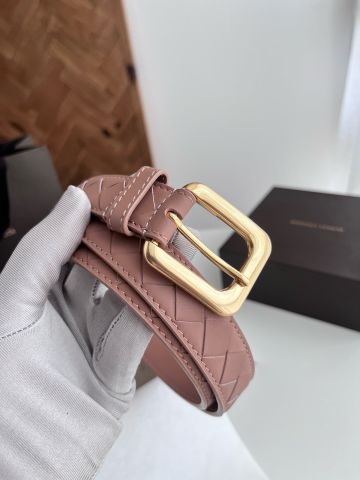 THẮT LƯNG NỮ B V WATCH BELT INTRECCIATO DA BÊ 2 MẶT – BẢN 2.5CM, KHÓA KIM LOẠI FORM VUÔNG BO GÓC