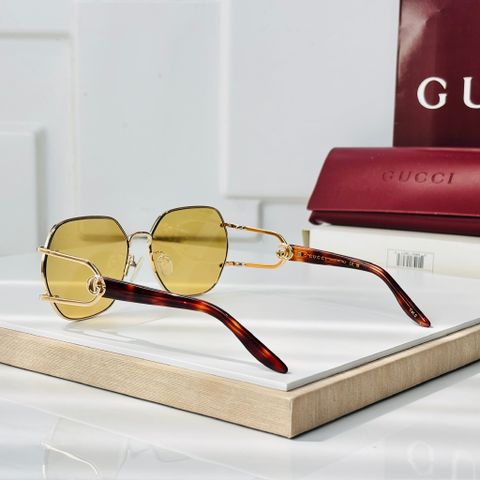 KÍNH MẮT NỮ GC GỌNG KIM LOẠI MẢNH DÁNG ĐA GIÁC SANG TRỌNG FULL BOX