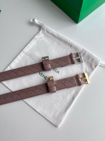 THẮT LƯNG NỮ B V INTRECCIO WOVEN WATCH BUCKLE DETAIL – DA BÊ Ý HAI MẶT, BẢN 2,5CM