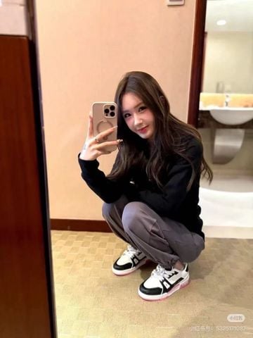 GIÀY SNEAKER NAM NỮ L V* LV TRAINER FORM ĐẸP – NHIỀU PHIÊN BẢN PHỐI HỌA TIẾT