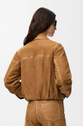 ÁO KHOÁC DA DÊ SUEDE NỮ L O E W E – BALLOON SILHOUETTE, TAY CONG KIẾN TRÚC