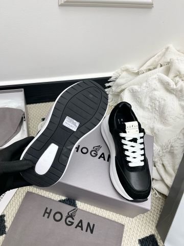 GIÀY SNEAKER NỮ H G H696 PHOM CHUNKY ĐẾ CAO 5,5 CM DA BÊ PHỐI DA LỘN