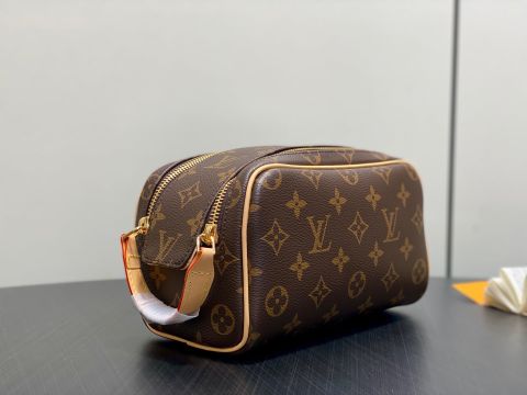 TÚI WASHBAG NAM NỮ L V DOPP KIT 18 MONOGRAM HERITAGE PHOM MINI SANG GỌN