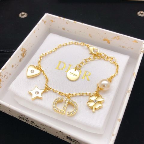 VÒNG TAY NỮ D O LUCKY CHARM – DÂY XÍCH MẢNH PHỐI CỎ 4 LÁ, TRÁI TIM & NGÔI SAO