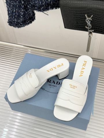 SANDAL CAO GÓT NỮ PRD* CHỮ P TỐI GIẢN – PHOM KIẾN TRÚC, GÓT 6.5CM