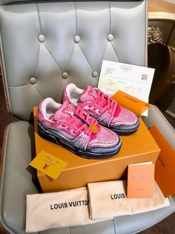 GIÀY SNEAKER NAM NỮ L V TRAINER TARINE VÂN DẬP NỔI SẮC NÉT – PHOM RETRO ĐẦM CHÂN