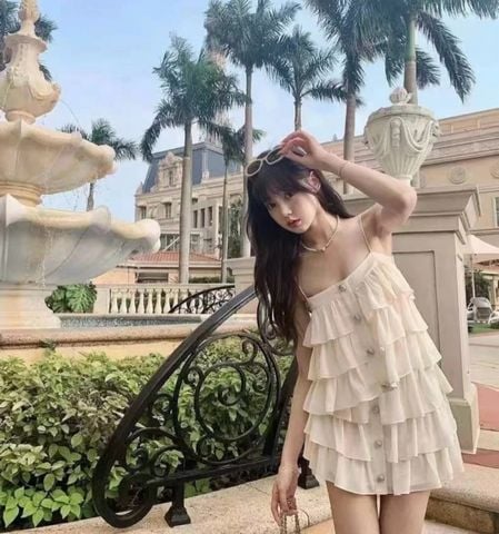 SET ÁO QUẦN NỮ BLM* DÁNG BÈO TẦNG BAY BỔNG NÚT KIM LOẠI SANG TRỌNG