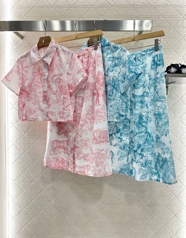 Bộ áo sơ mi nữ tay ngắn & chân váy lưng cao Di*or