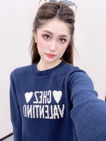 ÁO LEN NỮ VALENTINOO* PHIÊN BẢN THU ĐÔNG 2025 – LOGO DỆT NỔI TRẺ TRUNG