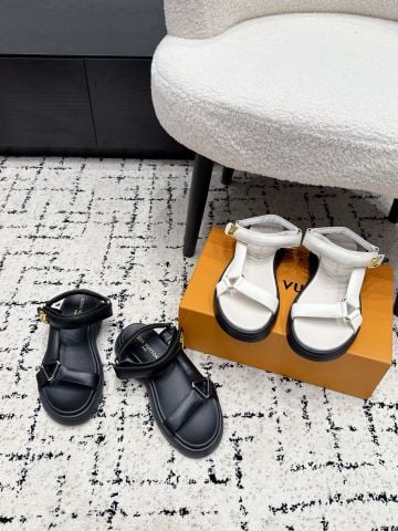 SANDAL NỮ L V QUAI MAGIC TAPE – PHOM ĐẾ DÀY OUTDOOR CASUAL