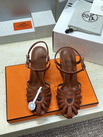SANDAL CAO GÓT NỮ H M NOUR HỌA TIẾT CHAÎNE D’ANCRE, ĐẾ XUỒNG 10,5 CM