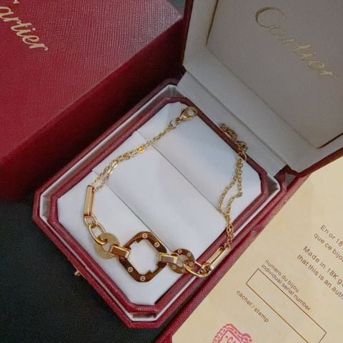 Nhân bản từ Bộ trang sức nữ Vivienne* Westwood*  dây chuyền & hoa tai