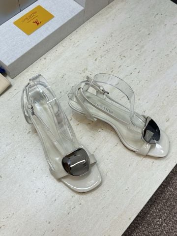 SANDAL CAO GÓT NỮ L V MŨI VUÔNG PHỐI QUAI TRONG SUỐT, DA BÒ PATENT
