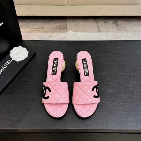 SANDAL CAO GÓT NỮ CN CHẦN QUẢ TRÁM KINH ĐIỂN – LOGO ĐÔI NỔI 3D, GÓT NGỌC TRAI 7CM