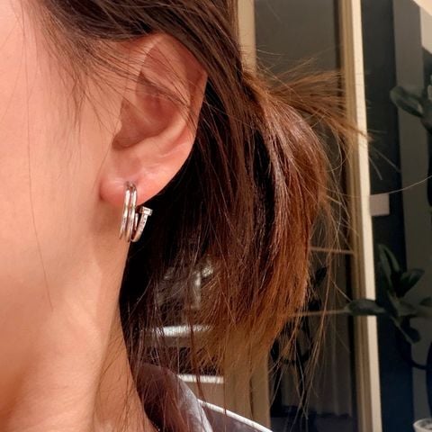 BÔNG TAI NAM NỮ CRT JUSTE UN CLOU 3 LỚP – DÁNG HOOP ĐINH ỐC BÓNG GƯƠNG, HIỆU ỨNG XẾP LỚP SANG TINH TẾ