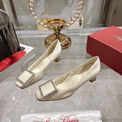 GIÀY CAO GÓT NỮ RV BUCKLE ĐÍNH ĐÁ BIỂU TƯỢNG • SATIN THANH LỊCH • GÓT 4,5CM