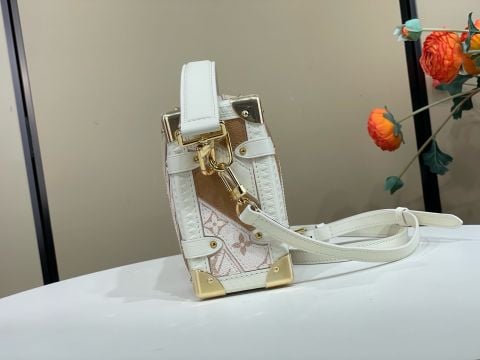 TÚI XÁCH NỮ L V SIDE TRUNK MM PATCHWORK DA BÊ VÂN HẠT PHỐI CANVAS DUNE