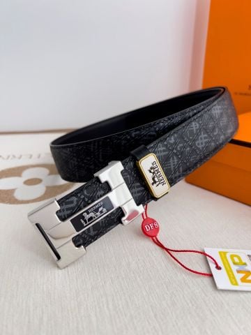 THẮT LƯNG NAM H M KHÓA GÀI ICONIC – DÂY 2 MẶT DA BÒ, BẢN 3.8CM