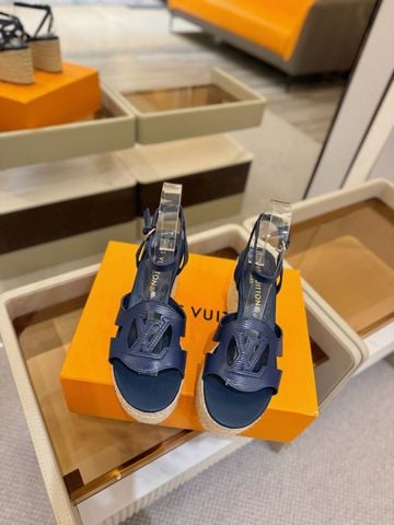 SANDAL ĐẾ XUỒNG NỮ LV* ESPADRILLE TRẮNG – LOGO CẮT TINH XẢO