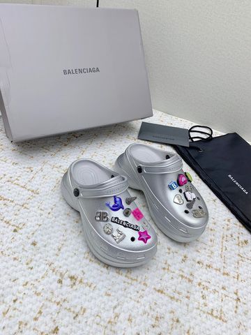 GIÀY UNISEX BALEN* CLOGS SS25 PHỐI CHARM 3D – EVA SIÊU NHẸ, NÂNG CAO ~6CM