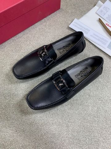 GIÀY NAM LOAFER FRG KHÓA KIM LOẠI BIỂU TƯỢNG – PHOM GỌN SANG, DA DẬP VÂN CAO CẤP