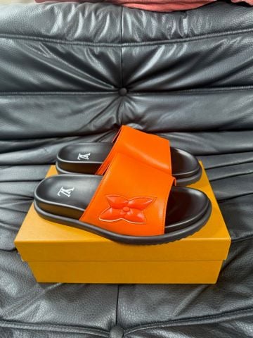 DÉP NAM L V VENICE DÁNG TRƯỢT ÊM CHÂN HOẠ TIẾT HOA MONOGRAM NỔI BẬT