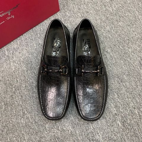 GIÀY MOCCASSIN NAM FRG VÂN DẬP NỔI SANG TRỌNG – FORM GỌN LỊCH LÃM