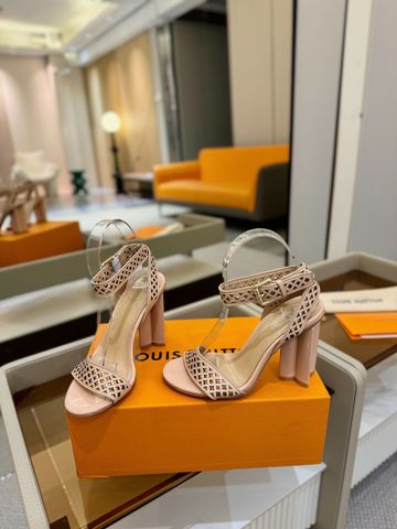 SANDAL CAO GÓT  LV* GÓT TRỤ HOA 10CM – DA BÓNG