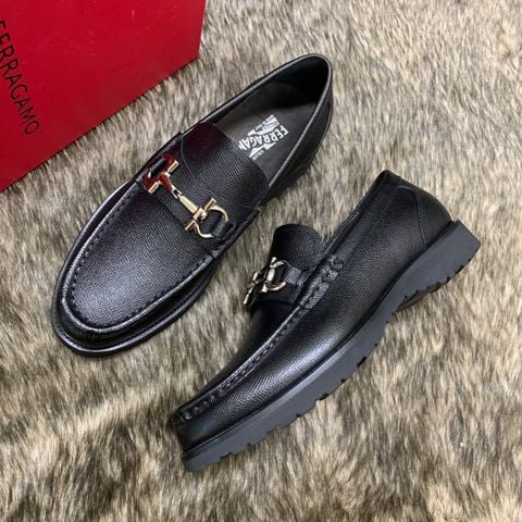 GIÀY NAM LOAFER FRG VÂN HẠT MỀM – KHÓA BIT BIỂU TƯỢNG, FORM ÔM CHÂN SANG GỌN