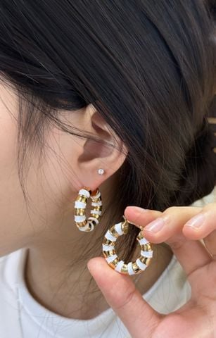 HOA TAI NỮ CEL* DÁNG VÒNG PHỐI MEN TRẮNG
