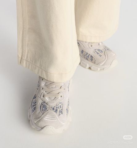 GIÀY SNEAKER NỮ D R VIBE OBLIQUE WASHED LINEN – FORM RUNNING THỜI TRANG ĐẾ DÀY TPU, PHỐI DA LỘN BÊ CAO CẤP, CỰC SANG CHÂN