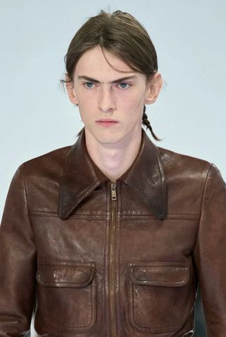 ÁO KHOÁC DA CỪU NỮ P R D PHOM CROPPED CỔ BẺ – VẺ ĐẸP CỔ ĐIỂN ĐẦY KHÍ CHẤT