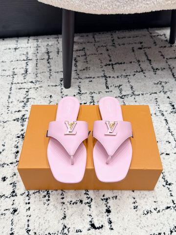 DÉP XỎ NGÓN NỮ PHOM BẸT QUAI DA THANH LỊCH – PHỤ KIỆN KIM LOẠI ĐIỂM NHẤN