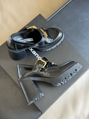 GIÀY CAO GÓT NỮ AW DÁNG LOAFER KHÓA KIM LOẠI – ĐẾ PLATFORM GÂN & GÓT VUÔNG TÔN DÁNG