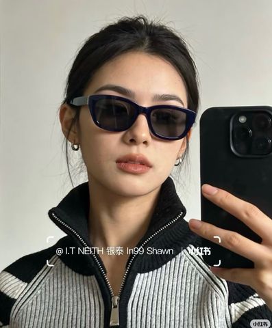 KÍNH MẮT NAM NỮ SL DÁNG VUÔNG BẢN DÀY THẦN THÁI SẮC LẠNH