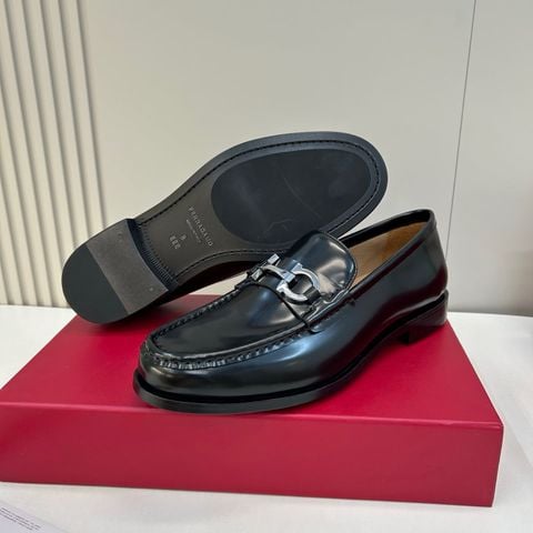 GIÀY NAM LOAFER FRG DA BÓNG CAO CẤP – KHÓA LOGO “S” TINH GỌN, FORM LỊCH LÃM GÓT 2.5CM