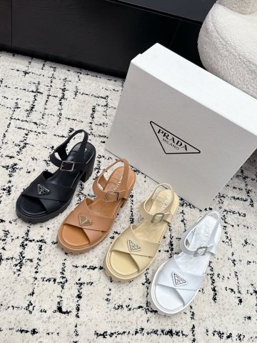 SANDAL NỮ CAO GÓT ĐẾ CHUNKY QUAI CHÉO KIM LOẠI TAM GIÁC – GÓT 8,5CM