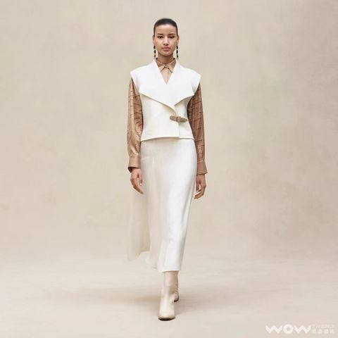 ÁO GILE NỮ H M CASHMERE HAI MẶT – KHÍ CHẤT SANG TRỌNG ĐƯỢC TẠO NÊN TỪ PHOM CỔ CHOÀNG ĐẦY CUỐN HÚT
