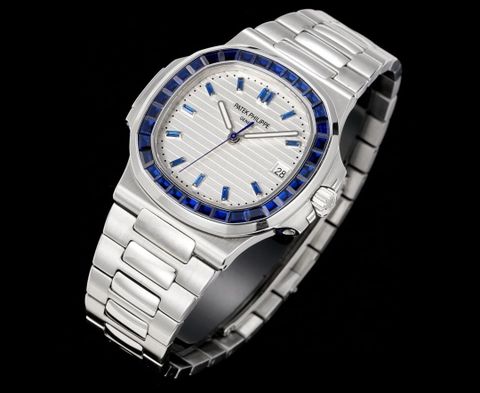 ĐỒNG HỒ UNISEX PP NAUTILUS 5711 SIZE 40MM VIỀN KIM CƯƠNG BAGUETTE