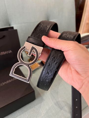 THẮT LƯNG NAM NỮ DG KHÓA LOGO CHỮ LỒNG BIỂU TƯỢNG – DA DẬP VÂN NỔI MỊN MỀM