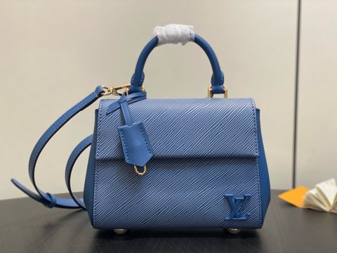 TÚI XÁCH NỮ LV* CLUNY MINI PHIÊN BẢN DA EPI XANH THANH LỊCH