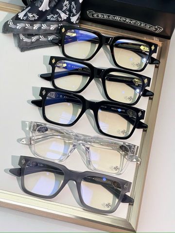 GỌNG KÍNH NAM NỮ CH DÁNG VUÔNG BẢN DÀY – ĐIỂM NHẤN KIM LOẠI SANG NÉT