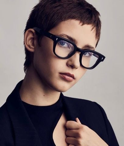 KÍNH MẮT NAM NỮ JMM DÁNG WAYFARER BẢN DÀY – CÀNG CHẠM KHẮC TINH XẢO, PHOM LÊN MẶT SẮC NÉT