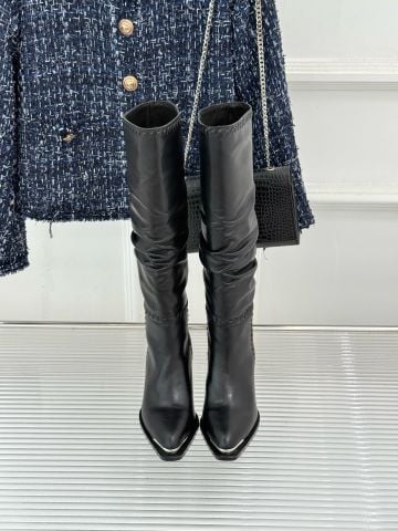 BOOTS NỮ CAO CỔ C L HIGH WESTERN MŨI BỌC KIM LOẠI, PHOM XẾP NẾP